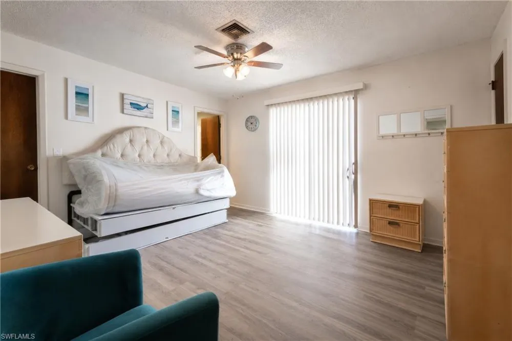 1810 SE 16th Street Cape Coral, FL 33990