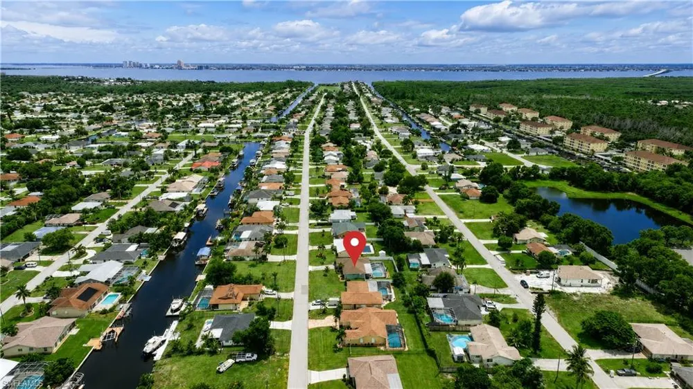 1810 SE 16th Street Cape Coral, FL 33990
