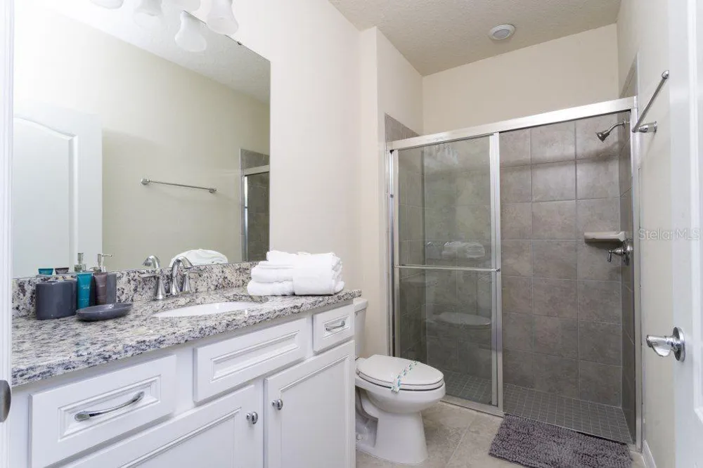 7586 OAK SPRING LANE Davenport, FL 33837