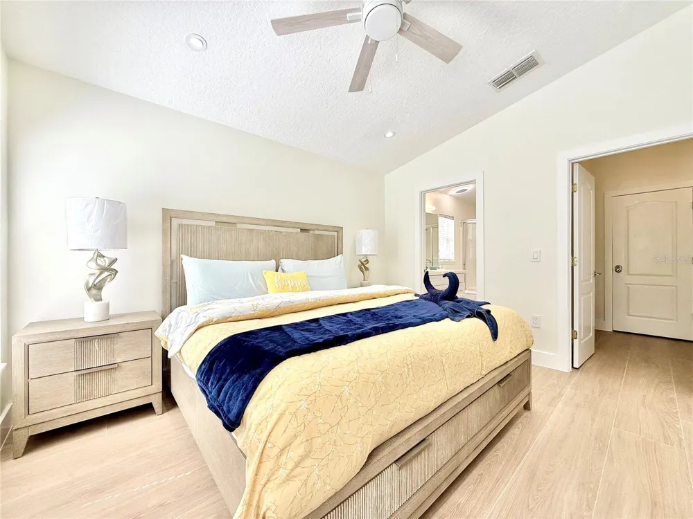 403 SANDY RIDGE DRIVE Davenport, FL 33896