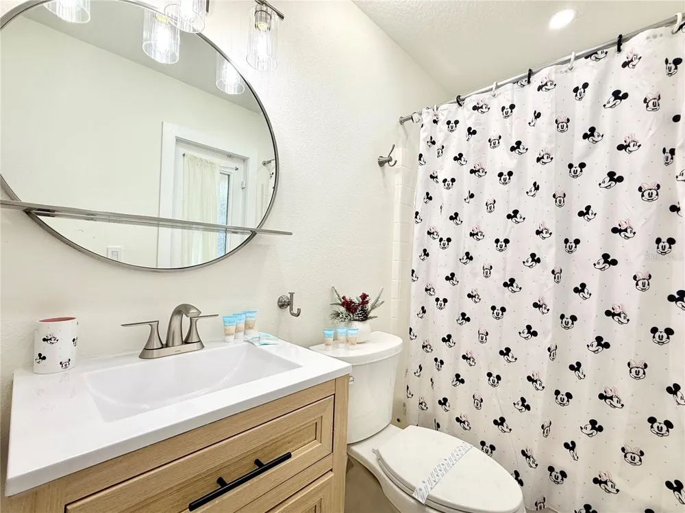 403 SANDY RIDGE DRIVE Davenport, FL 33896