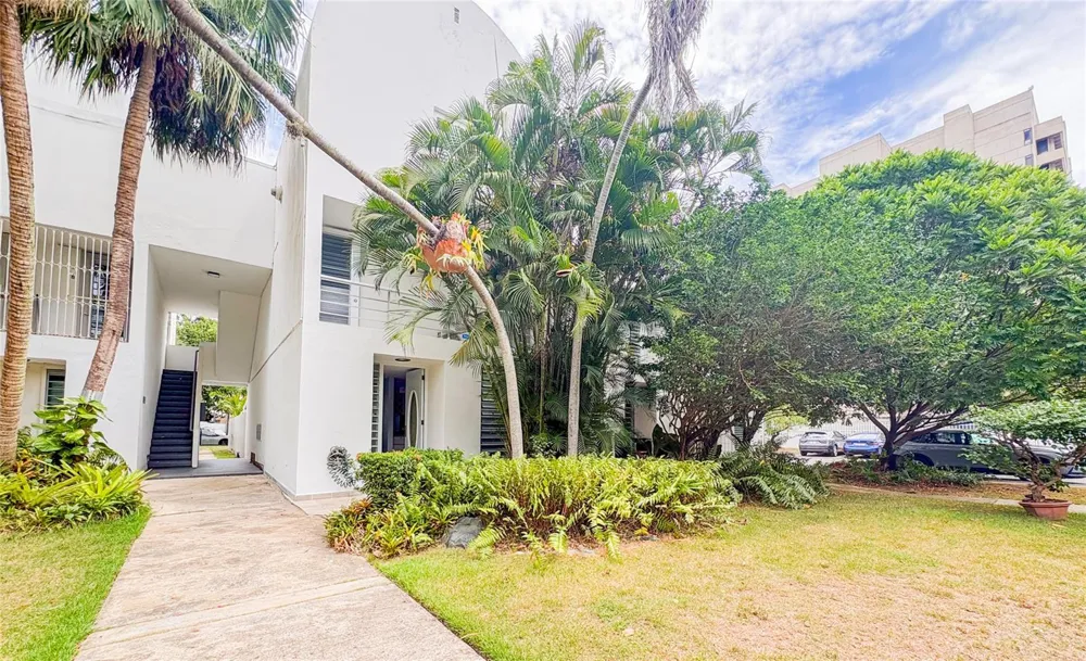 595 CLL MAXIMO GOMEZ #G115 San Juan, PR 00918