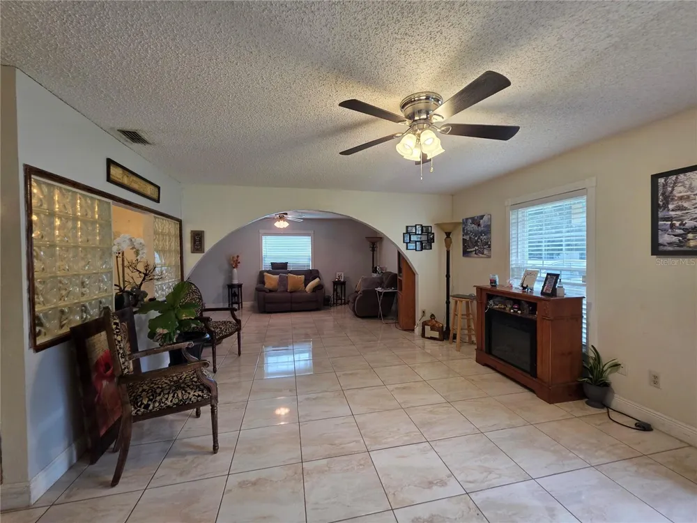 3210 SAWYER CIRCLE Deltona, FL 32738