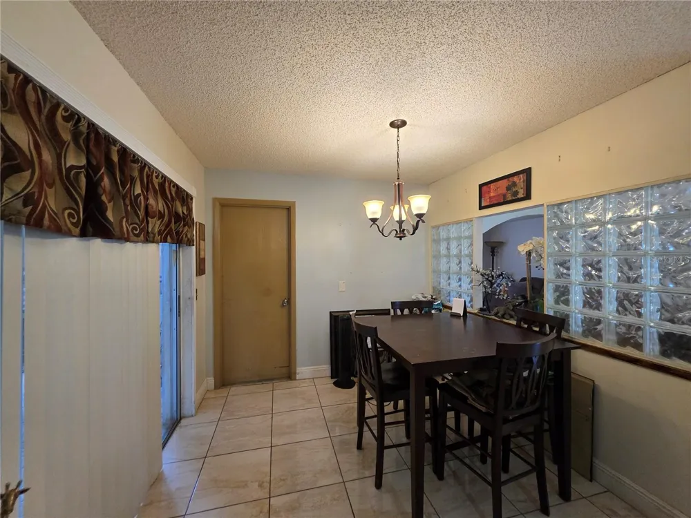 3210 SAWYER CIRCLE Deltona, FL 32738