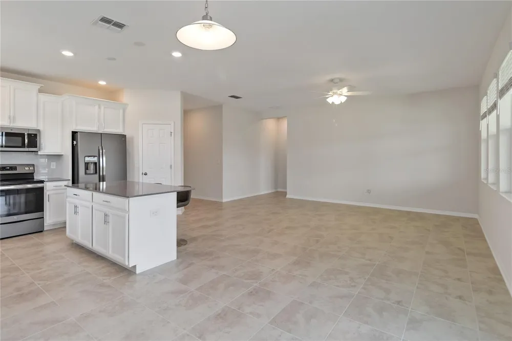 1651 CHATSWORTH CIRCLE St Cloud, FL 34771