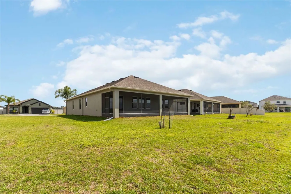 1651 CHATSWORTH CIRCLE St Cloud, FL 34771
