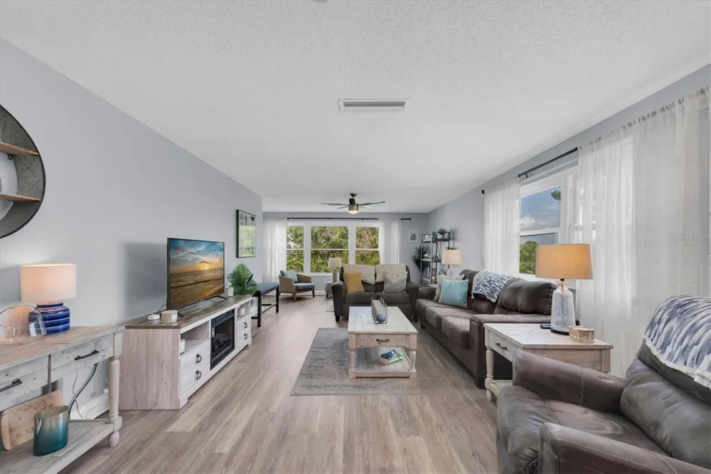 5603 80TH STREET #415 St Petersburg, FL 33709