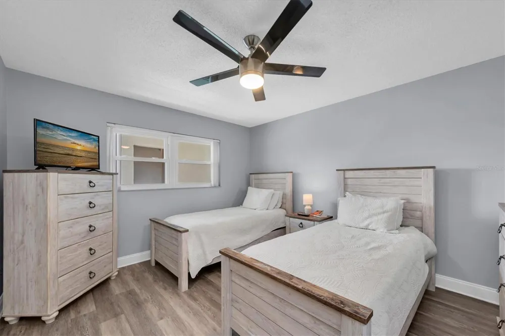 5603 80TH STREET #415 St Petersburg, FL 33709