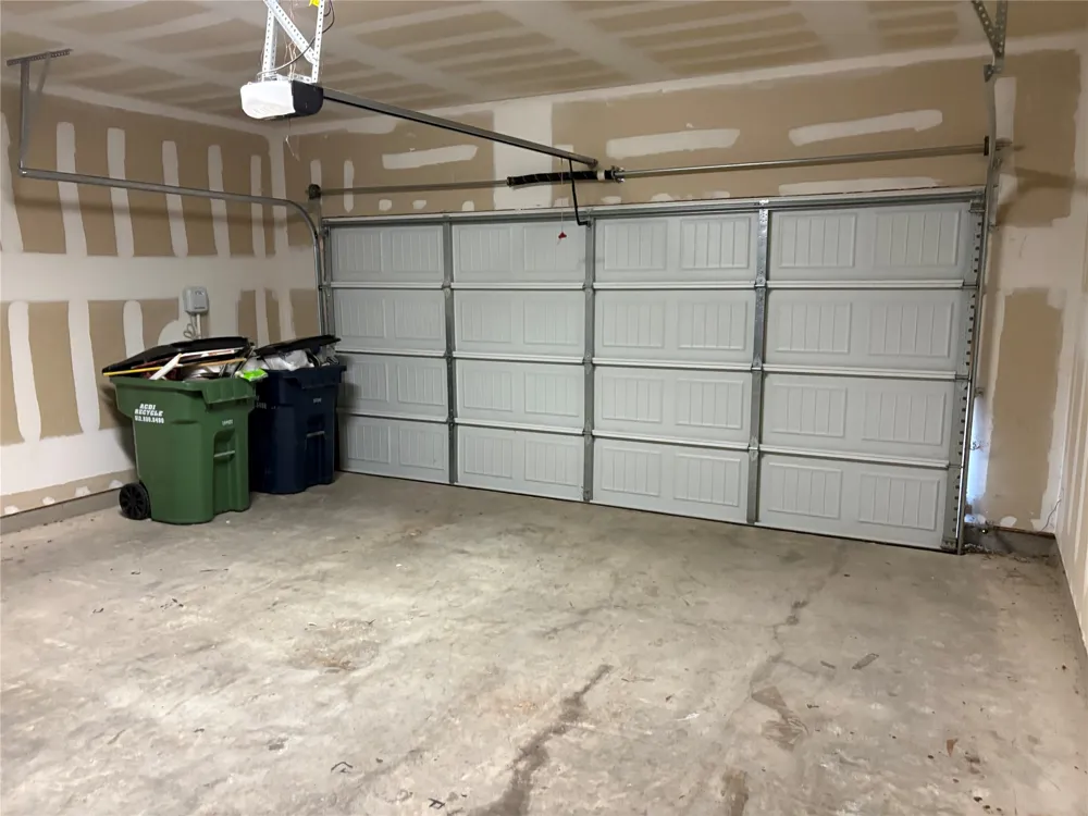 185 Munk Lane Leander, TX 78641