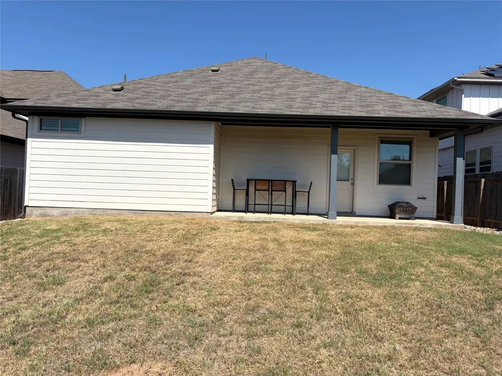 185 Munk Lane Leander, TX 78641