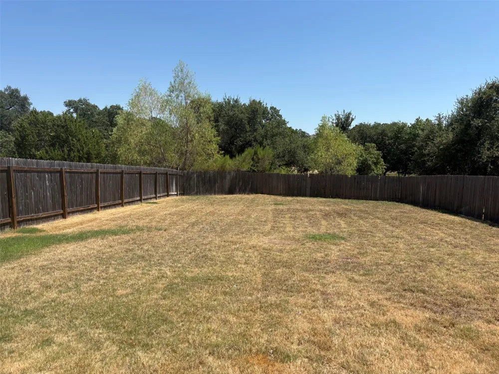 185 Munk Lane Leander, TX 78641