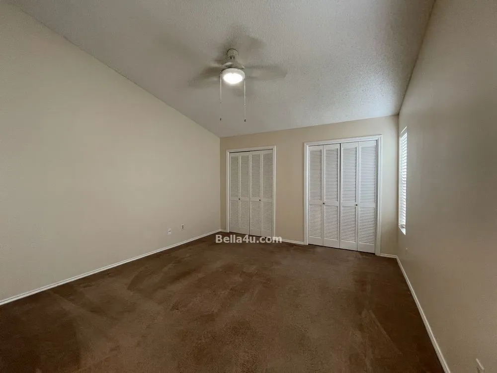 512 Eberhart Lane #605 Austin, TX 78745