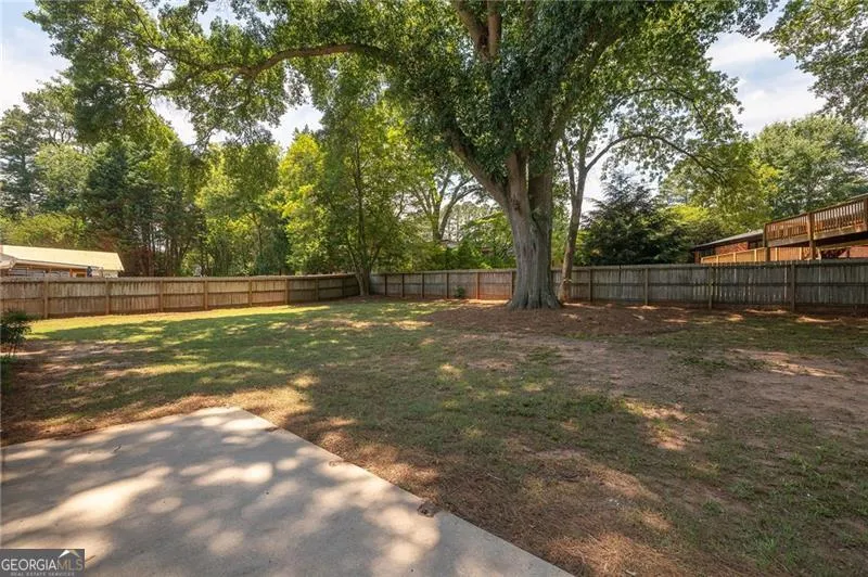 1089 Chatsworth DR Avondale Estates, GA 30002