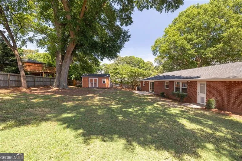 1089 Chatsworth DR Avondale Estates, GA 30002