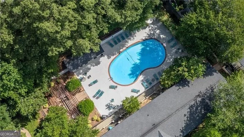 6940 Roswell RD Sandy Springs, GA 30328
