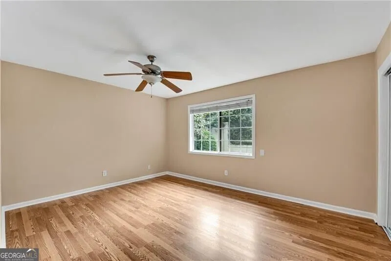 6940 Roswell RD Sandy Springs, GA 30328
