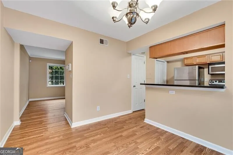 6940 Roswell RD Sandy Springs, GA 30328