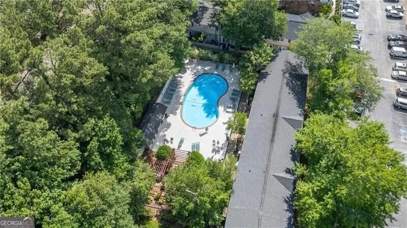 6940 Roswell RD Sandy Springs, GA 30328