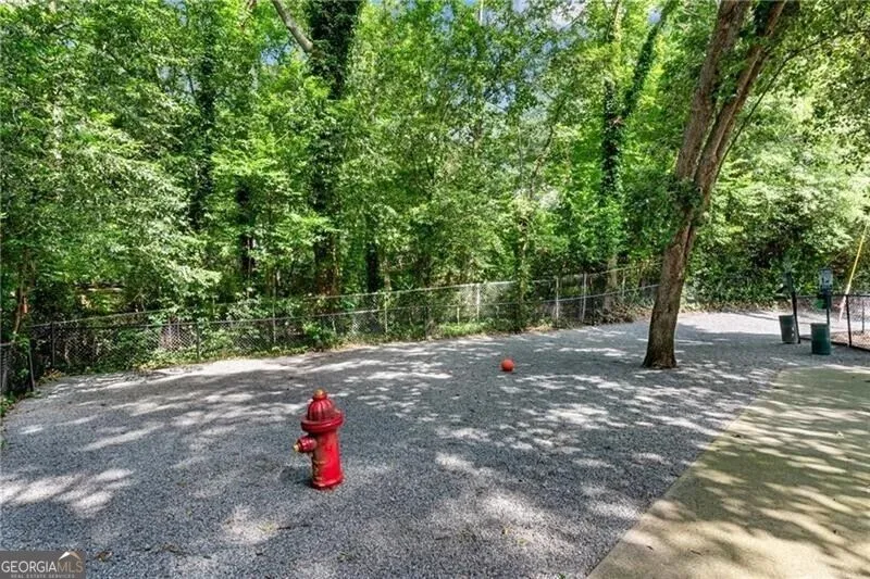6940 Roswell RD Sandy Springs, GA 30328