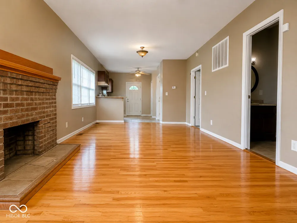 806 S Burlington Drive Muncie, IN 47302