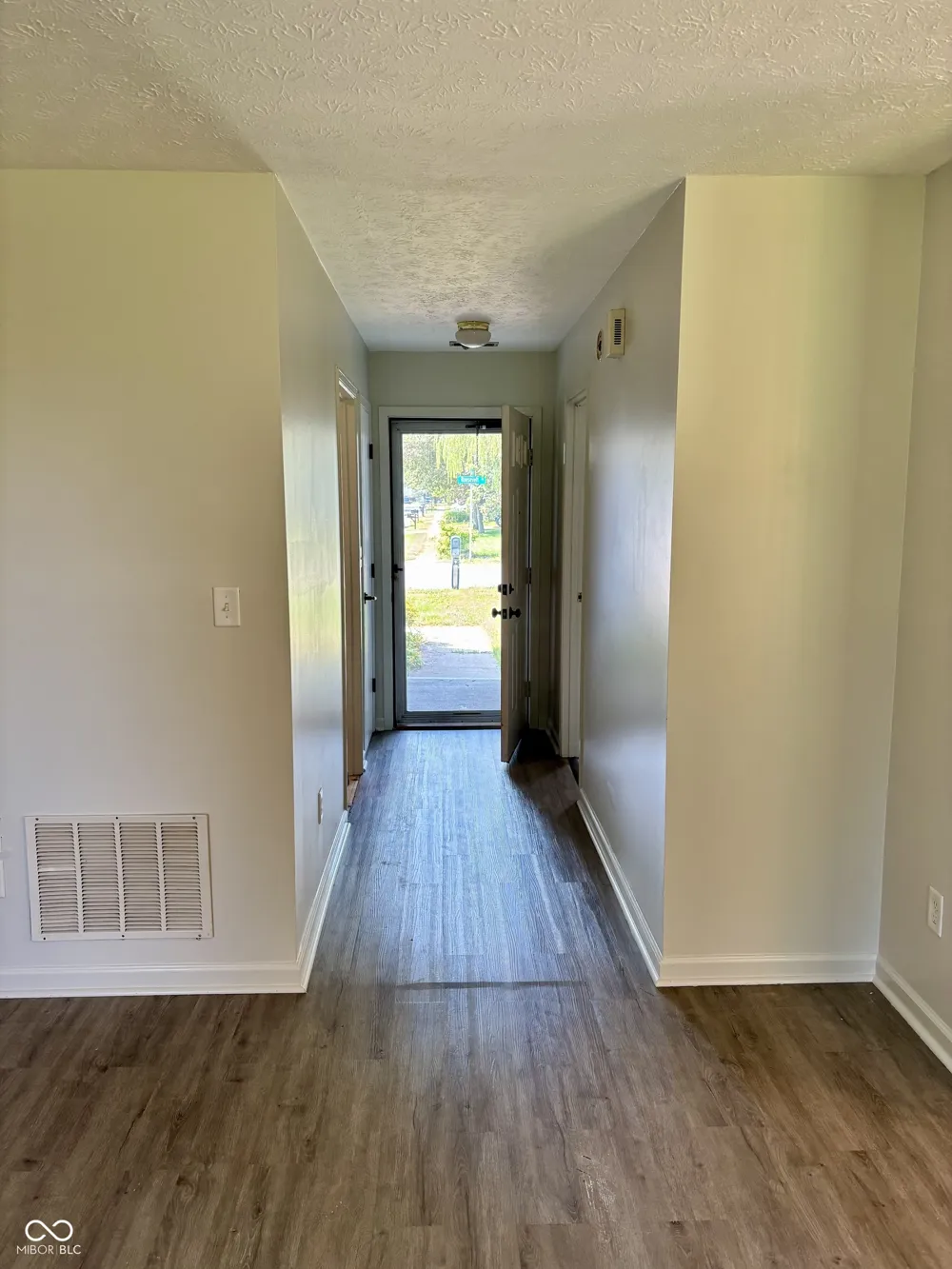 1808 Roosevelt Drive Greenfield, IN 46140