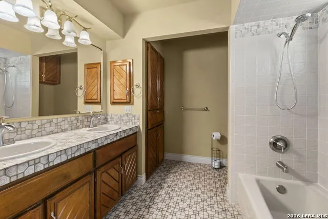 29406 NO LE HACE DR Fair Oaks Ranch, TX 78015