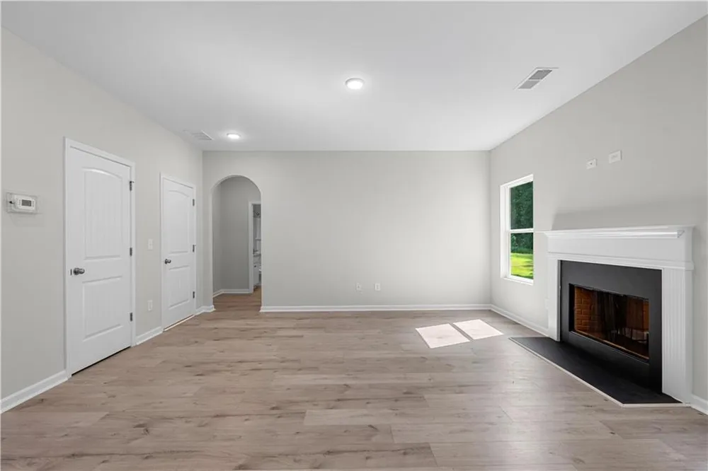 493 Charleston Place Villa Rica, GA 30180