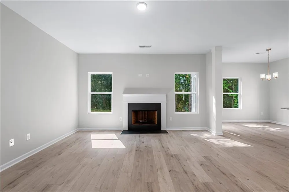 493 Charleston Place Villa Rica, GA 30180