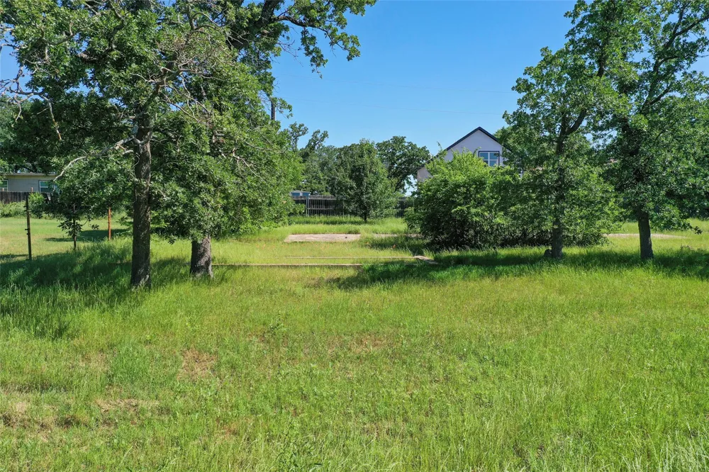 1102 Maple Drive Bartonville, TX 76226