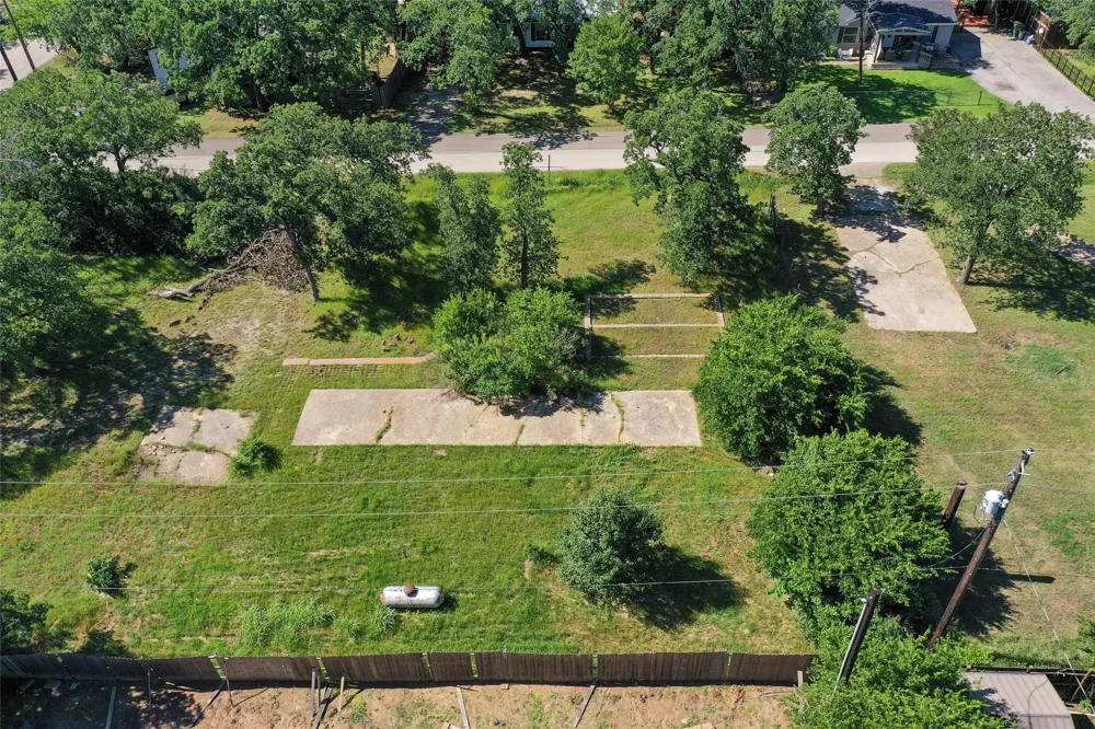 1102 Maple Drive Bartonville, TX 76226