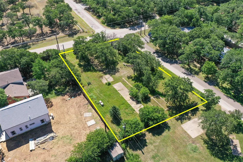 1102 Maple Drive Bartonville, TX 76226