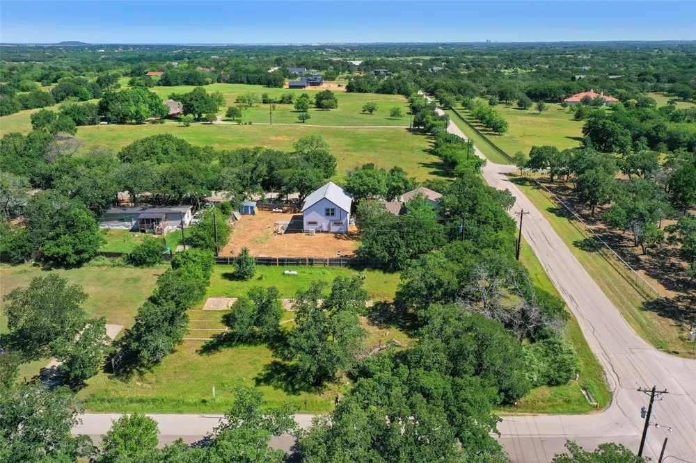 1102 Maple Drive Bartonville, TX 76226