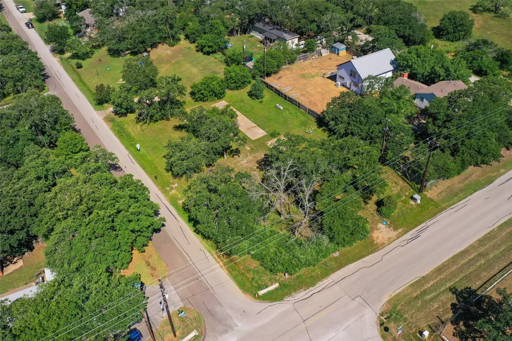 1102 Maple Drive Bartonville, TX 76226