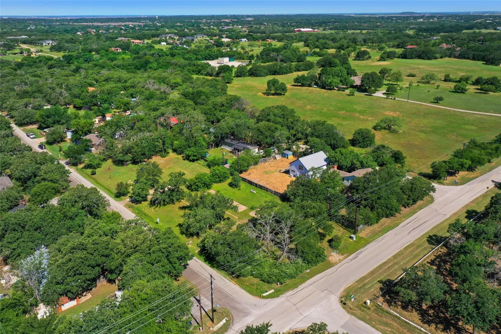 1102 Maple Drive Bartonville, TX 76226