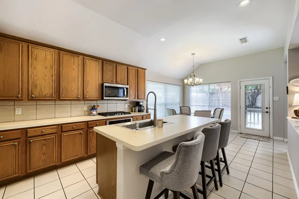 2302 Hodges Place Mansfield, TX 76063
