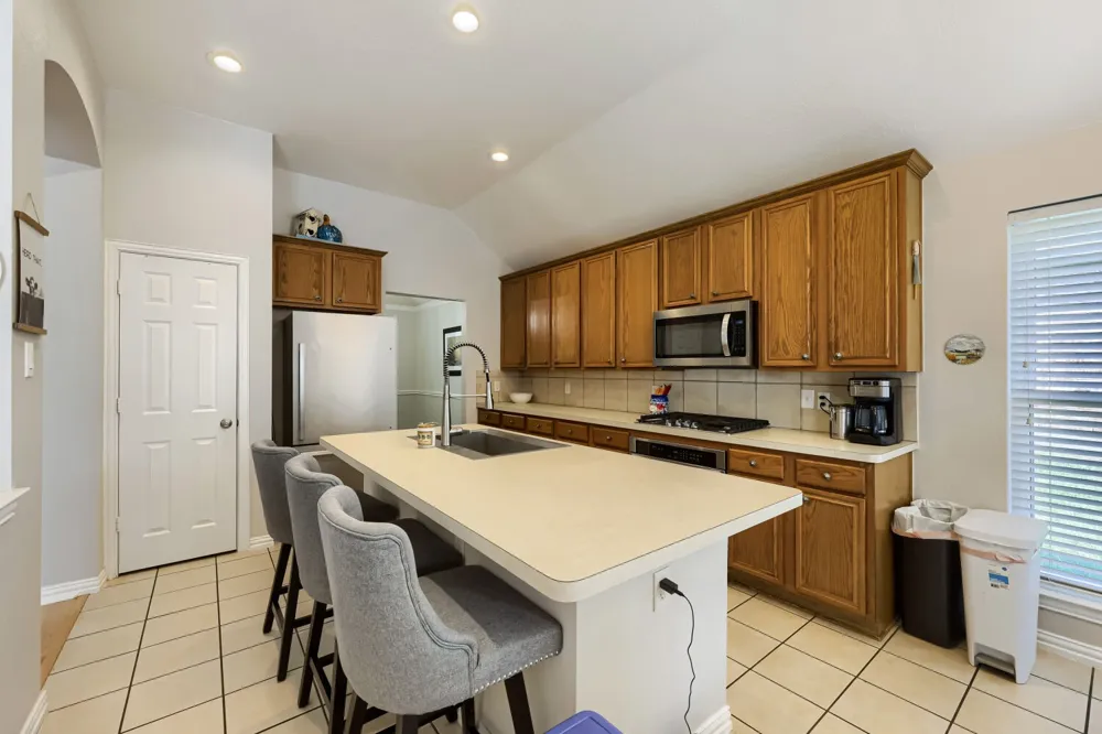 2302 Hodges Place Mansfield, TX 76063
