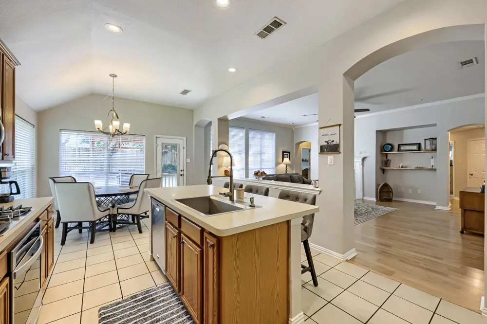 2302 Hodges Place Mansfield, TX 76063