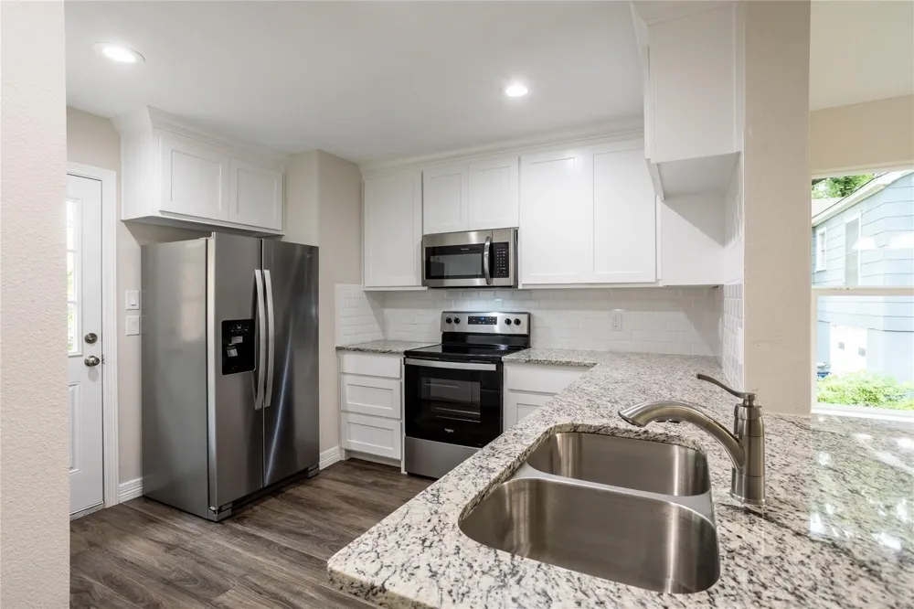 430 E Hull Street Denison, TX 75021