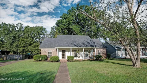 806 Bridgeport Drive