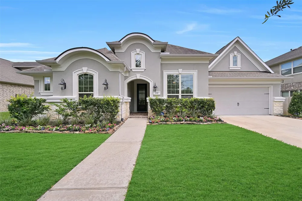 1321 Summer Field Lane Friendswood, TX 77546