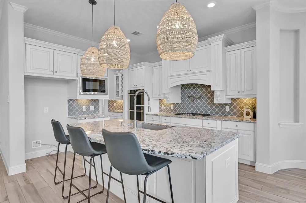 1321 Summer Field Lane Friendswood, TX 77546