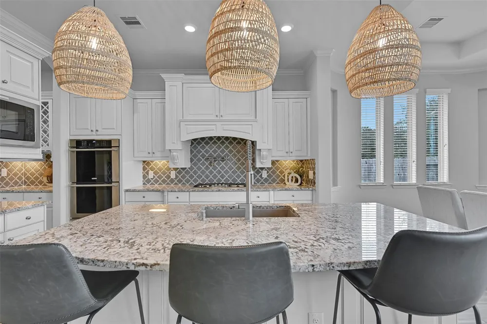 1321 Summer Field Lane Friendswood, TX 77546