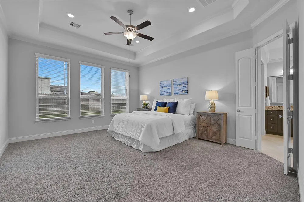 1321 Summer Field Lane Friendswood, TX 77546