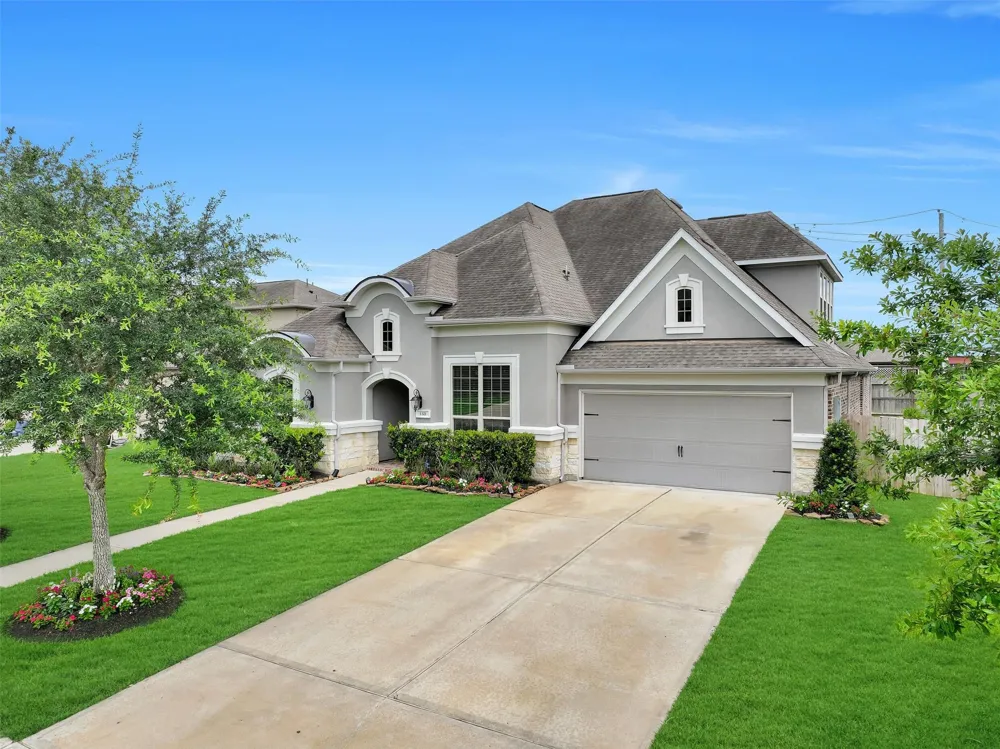 1321 Summer Field Lane Friendswood, TX 77546