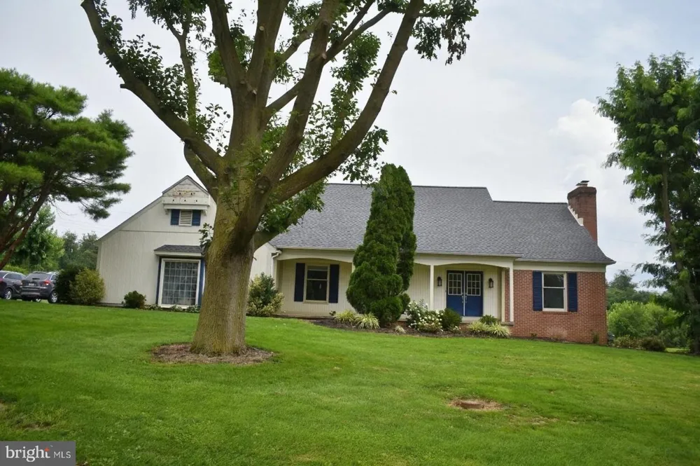 2311 SPRINGFIELD DRIVE Chambersburg, PA 17202
