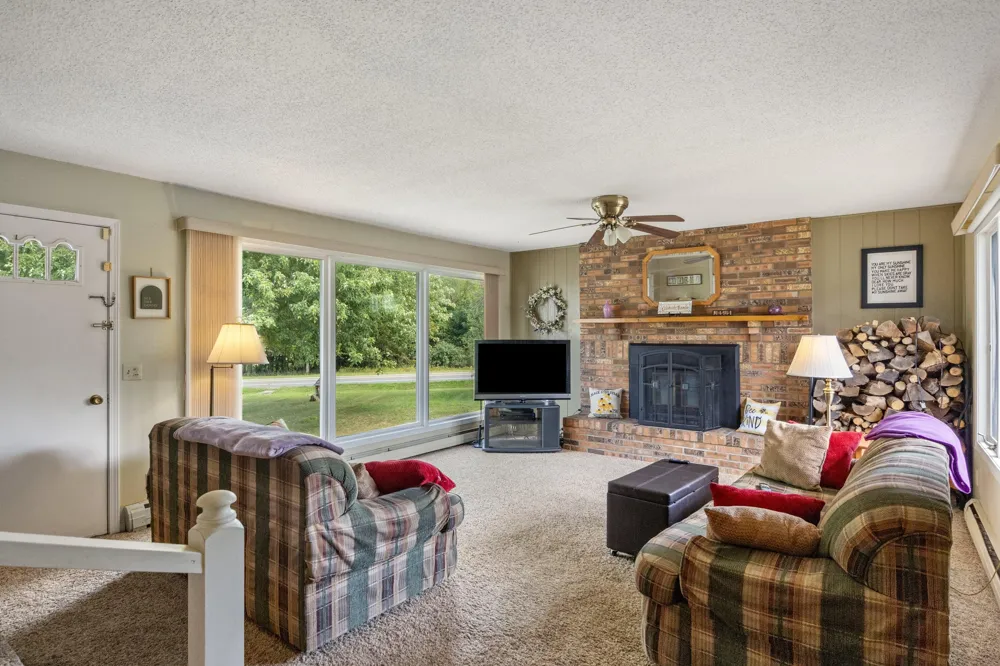 5221 S Maple Island Road Hesperia, MI 49421