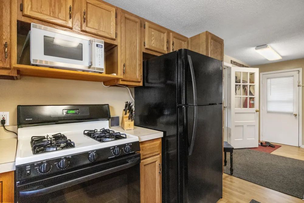 5221 S Maple Island Road Hesperia, MI 49421
