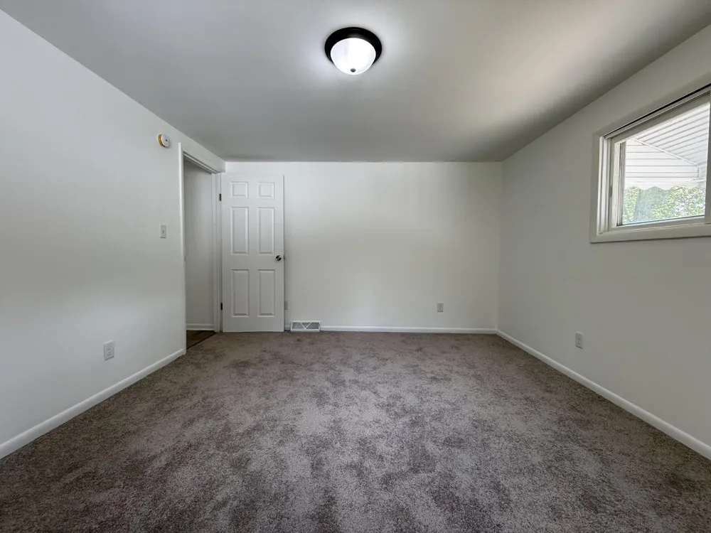 9470 Peck Road Greenville, MI 48838