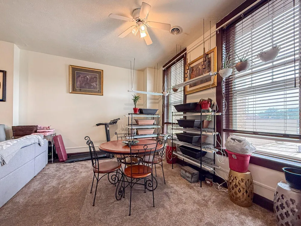 124 S Front Street Dowagiac, MI 49047