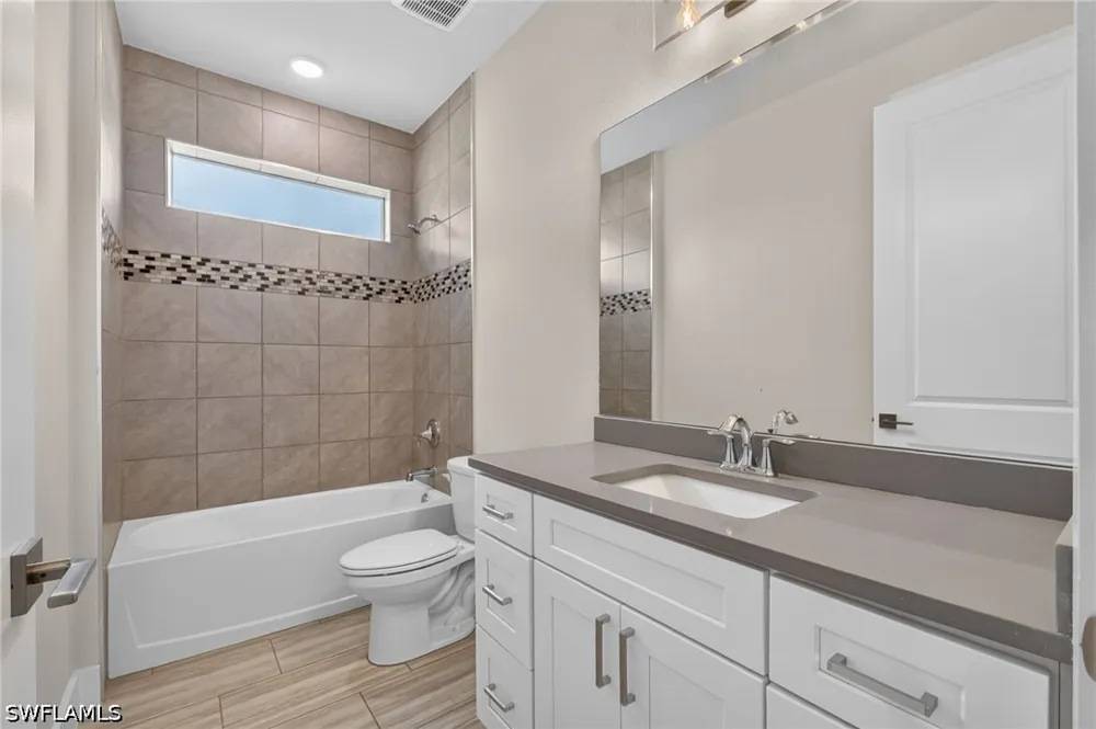 NW 33rd Place Cape Coral, FL 33993